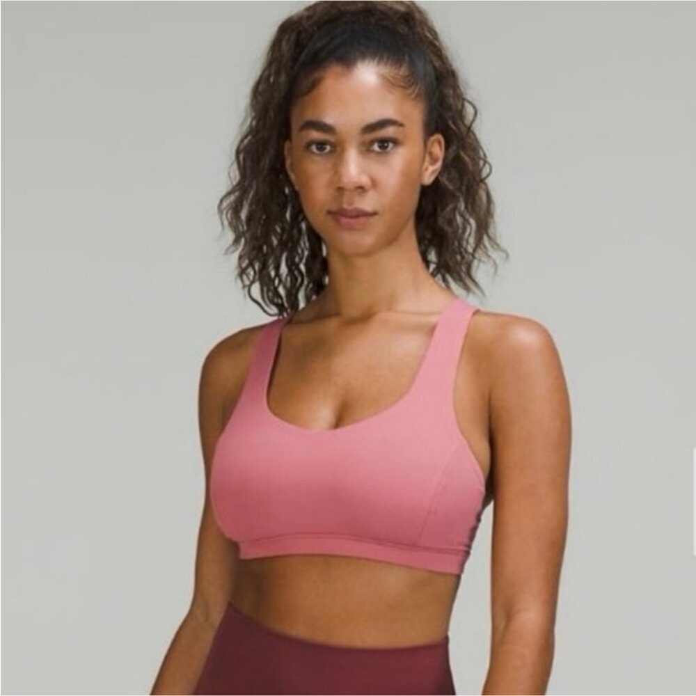 lululemon Free to be Serene Bra Sz 10 Rose Color Outdoor Casual Gym Gorpcore